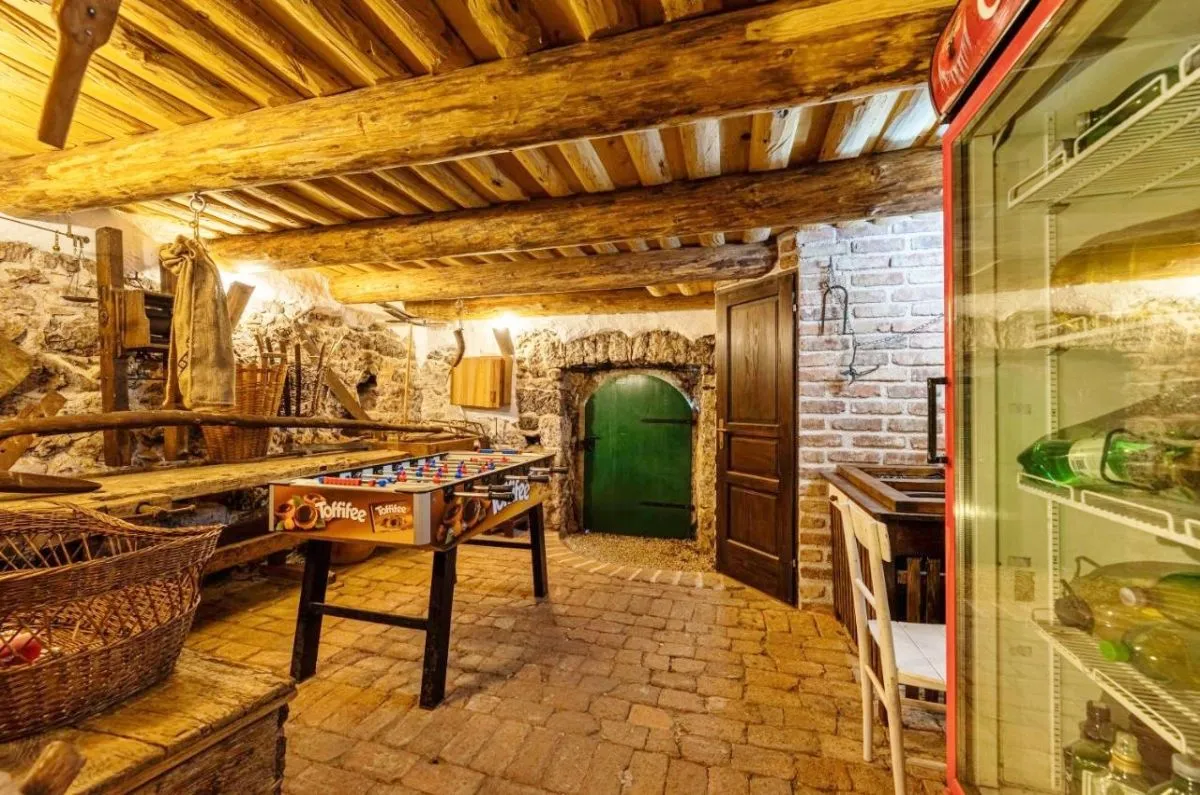 stara kamena kuća, prodaja, dobrinj, hrvatska, 225 m2, 925.000,00 eur - slika 8