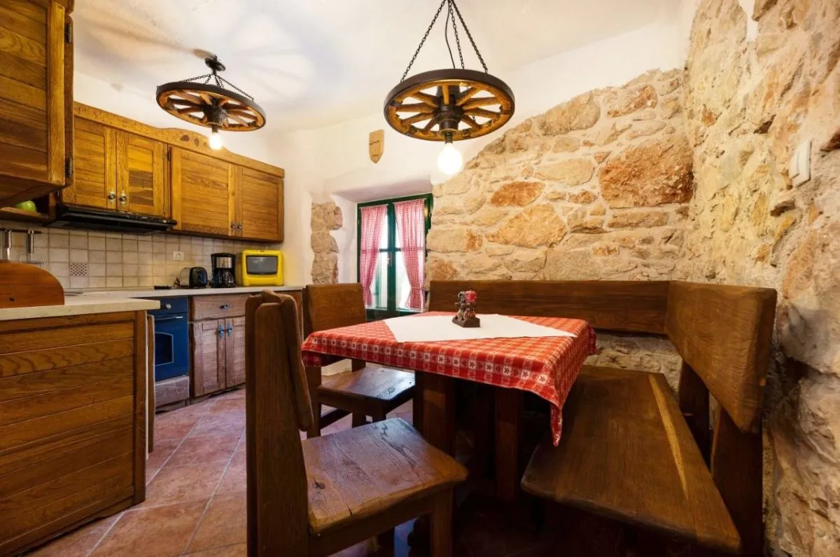 stara kamena kuća, prodaja, dobrinj, hrvatska, 225 m2, 925.000,00 eur - slika 3