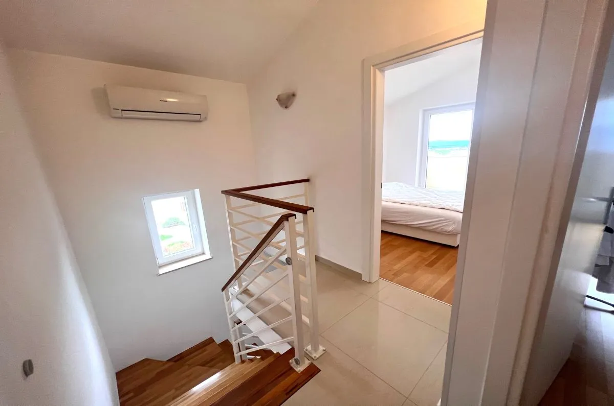 apartman, prodaja, malinska, hrvatska, 100 m2, 416.000,00 eur - slika 12