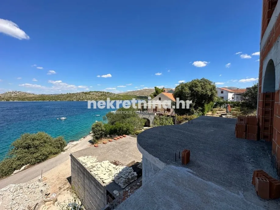 prodaja - kuća - šparadići - prvi red do mora - 364m2 + garaža - slika 17