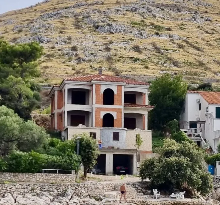 Prodaja - Kuća - Šparadići - Prvi red do mora - 364m2 + Garaža - Grebaštica, Šibenik