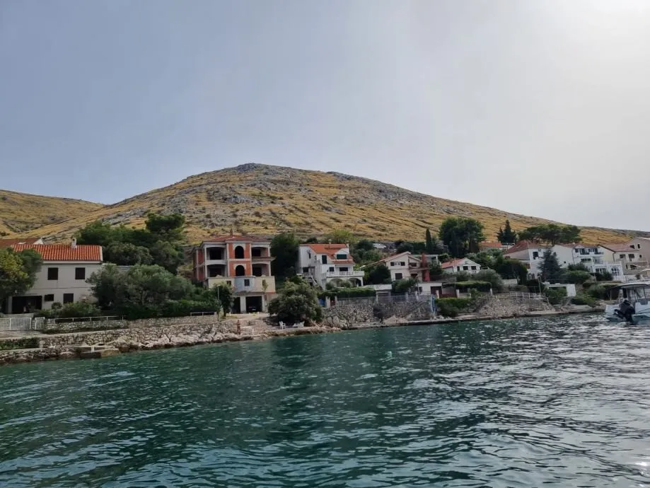 prodaja - kuća - šparadići - prvi red do mora - 364m2 + garaža - slika 3