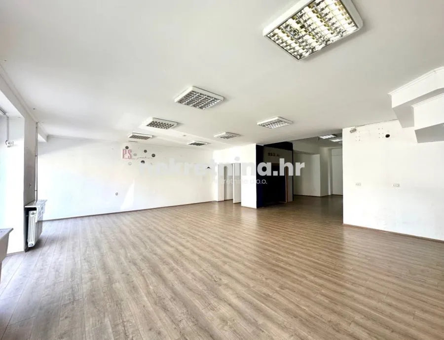 prodaja - poslovni prostor - križevci - centar - 245m2 - slika 2
