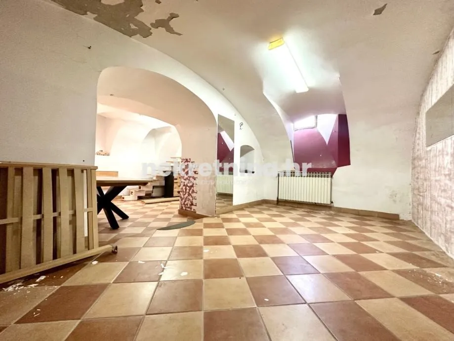 prodaja - poslovni prostor - križevci - centar - 245m2 - slika 14
