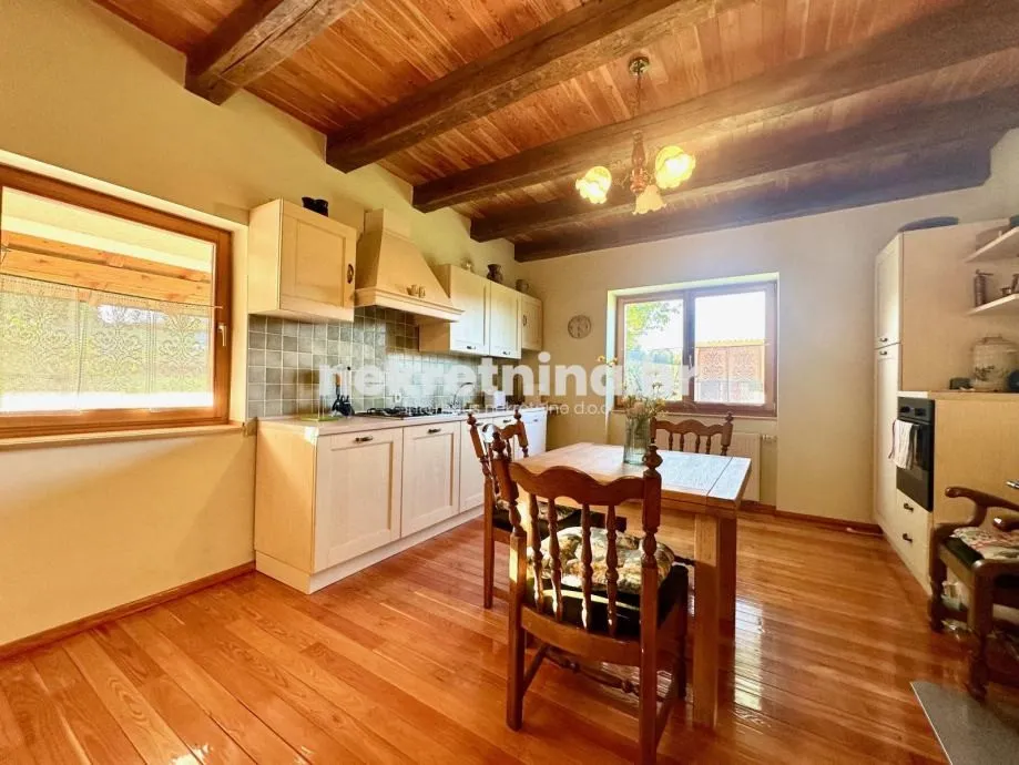 prodaja - samostojeća ladanjska vila / kuća - podgarić - 380m2 - slika 18