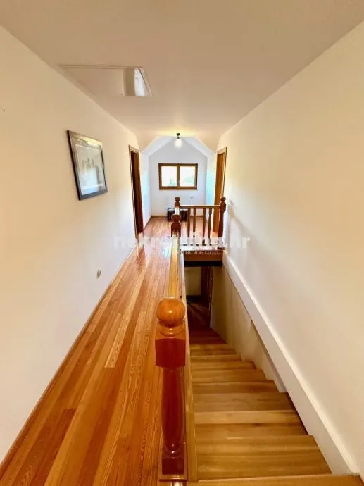 prodaja - samostojeća ladanjska vila / kuća - podgarić - 380m2 - slika 24