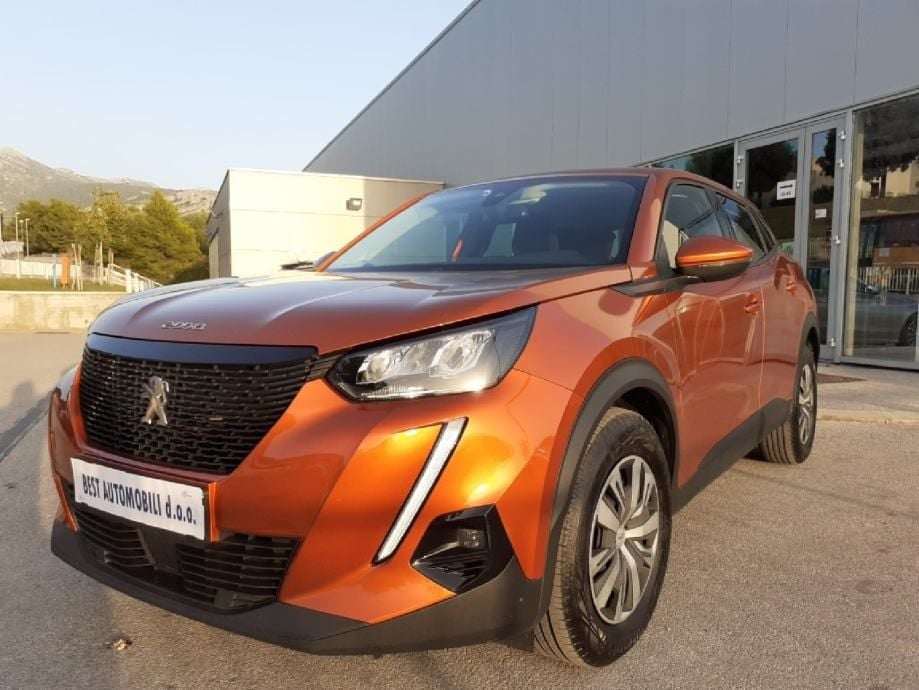 Peugeot 2008 1,5 BlueHDI, AKCIJA U PDV-U ,FULL LED,JAMSTVO - Split