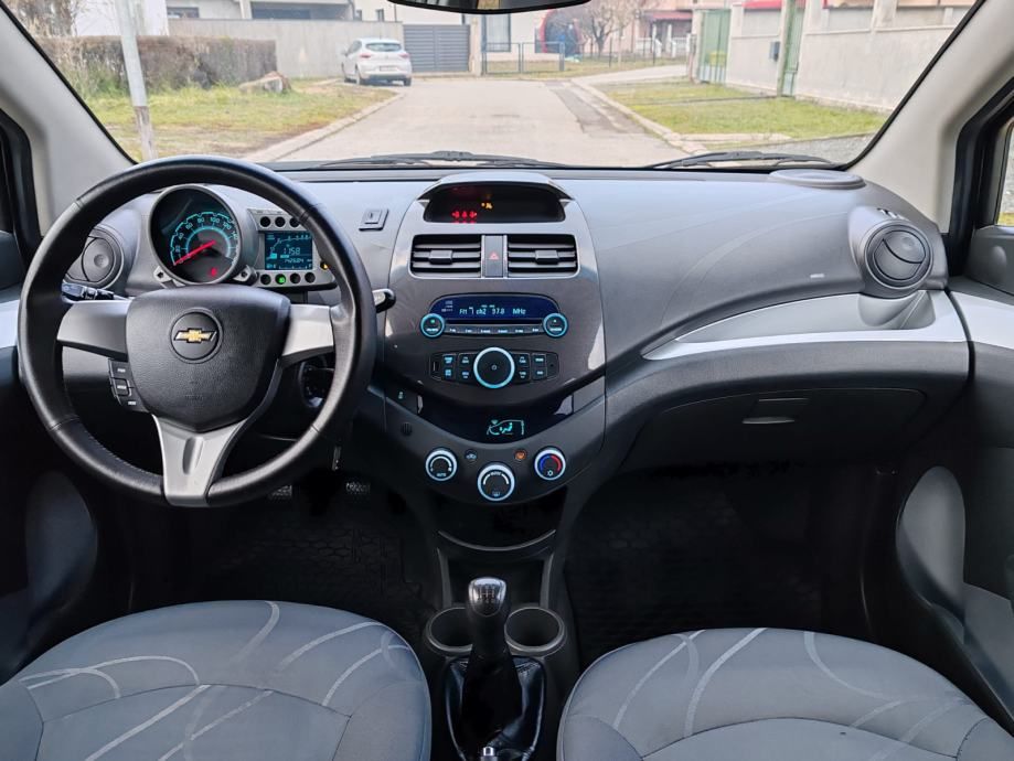 chevrolet spark spark 1,2 16v, 2011g. 142000 - slika 15