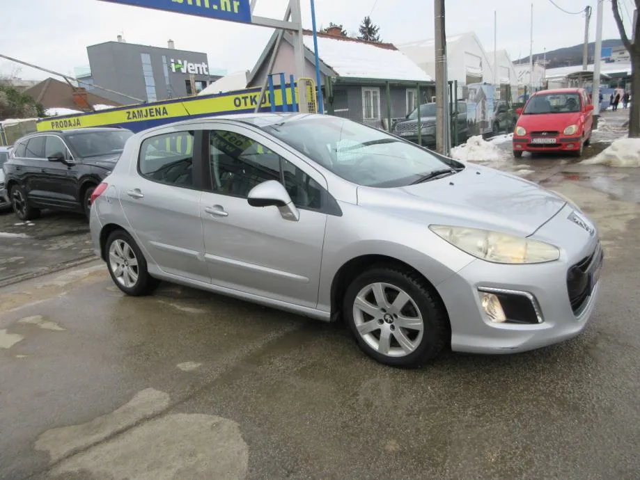 peugeot 308 1,6 e-hdi,111ks,novo registriran,nove zimske gume,klima,. - slika 3