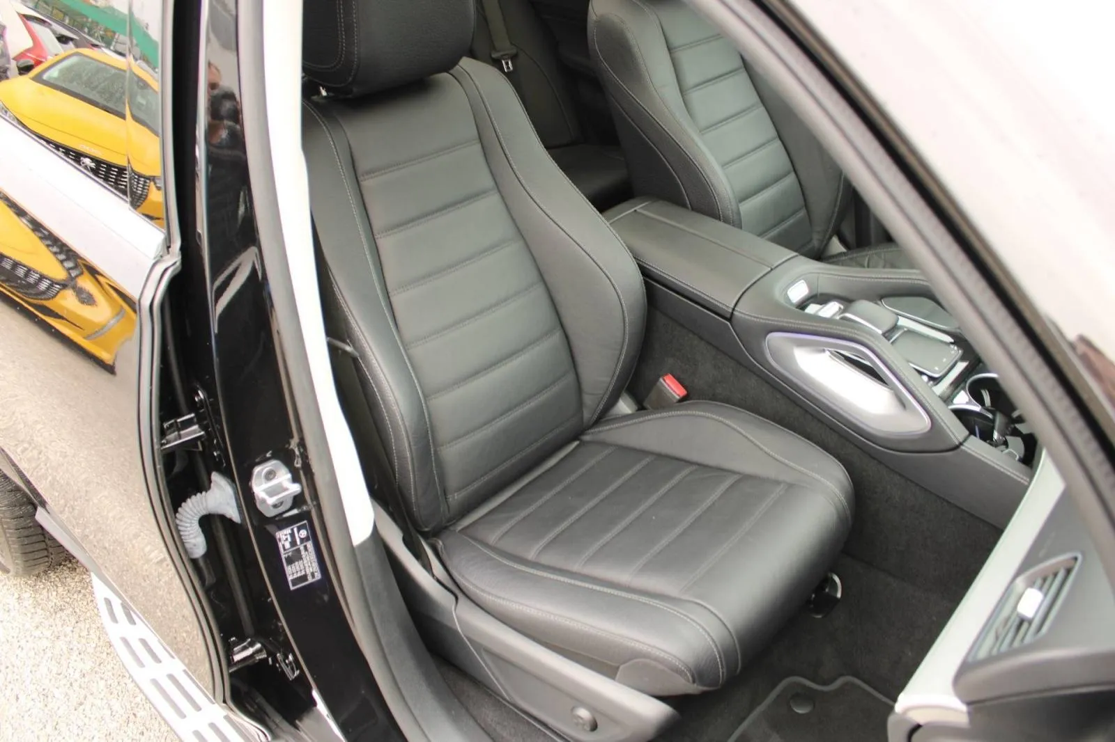 mercedes-benz gle 350de 4matic amg *panorama, led, kamera* - slika 18