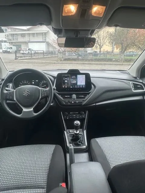 suzuki sx4 s-cross 1,4 gl+ premium 2wd hybrid dostupno odmah!!! - slika 16
