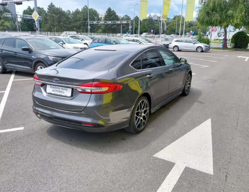ford mondeo titanium hybrid - slika 3