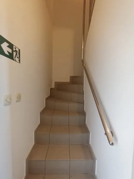 poslovni prostor: zagreb (kruge), 64 m2 (iznajmljivanje) - slika 2