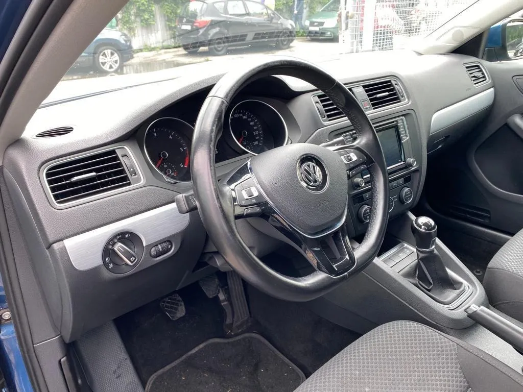 vw jetta 2.0 tdi comfortline, park. senzori, tempomat, 4x garancija! - slika 19