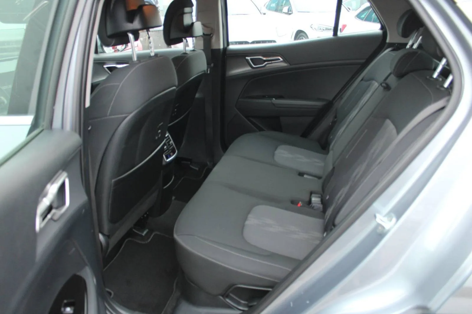 kia sportage 1.6 t-gdi 230 hybrid automatik *led, navigacija, kamera* - slika 18
