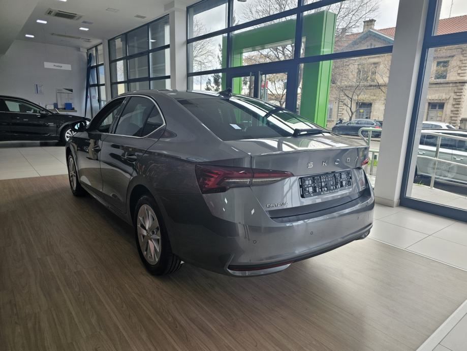 škoda octavia selection 2,0 tdi dsg - slika 4