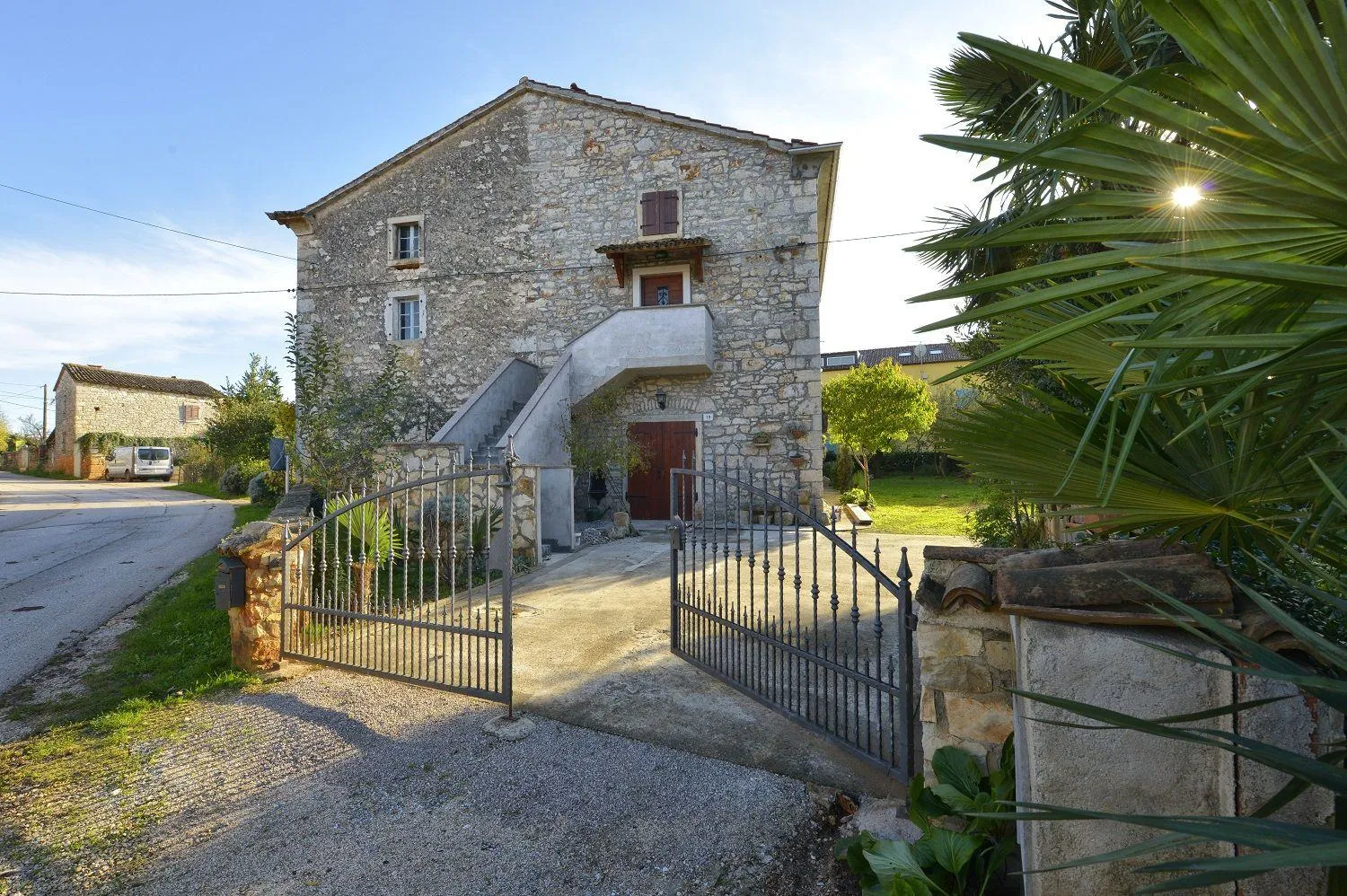 poreč-prekrasna kamena kuća sa velikim vrtom (prodaja) - slika 9