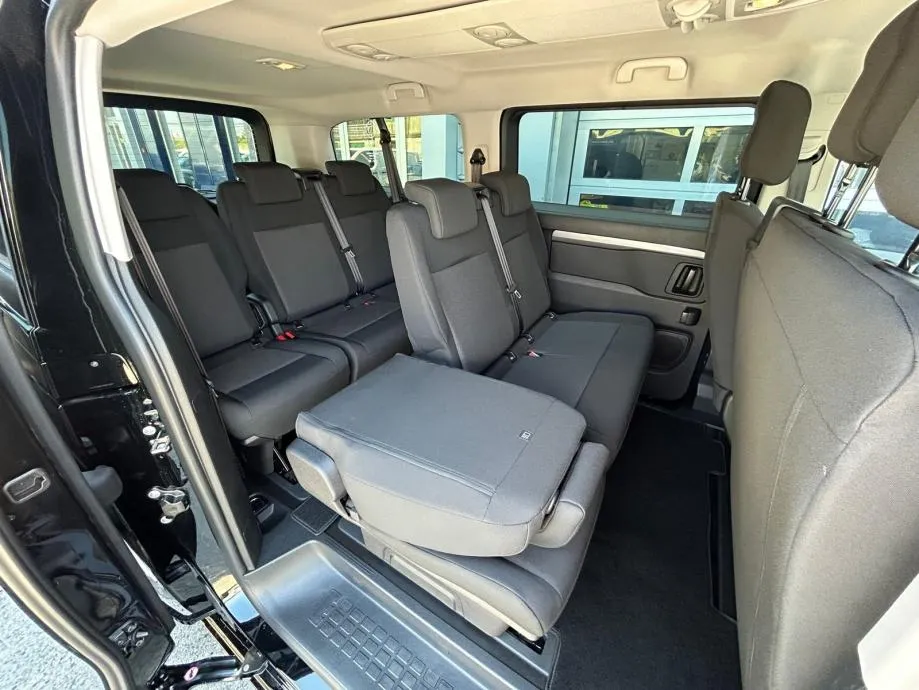 peugeot traveller 2.0 bluehdi 180 - eat8 - l3 - test vozilo - slika 20