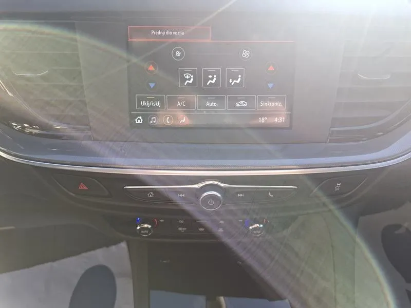 opel insignia 1,6 cdti*136ks*klima*tempomat* - slika 13