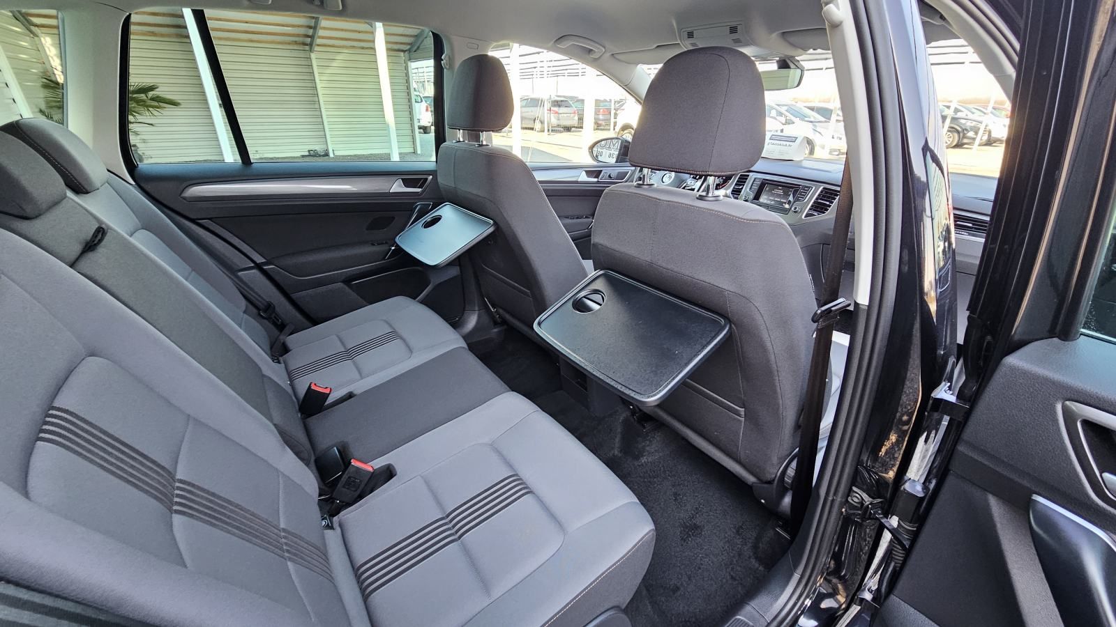 vw golf sportsvan 1.2 tsi climatronic,gr.sj,tempomat,alu,pdc,odličan - slika 6