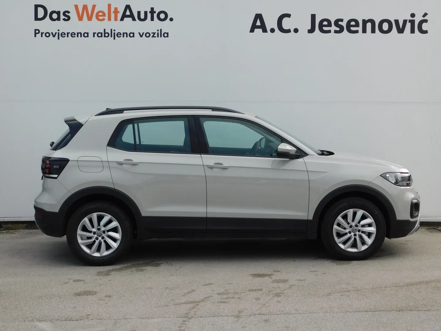 10577 volkswagen t-cross 1.0 tsi life - slika 4