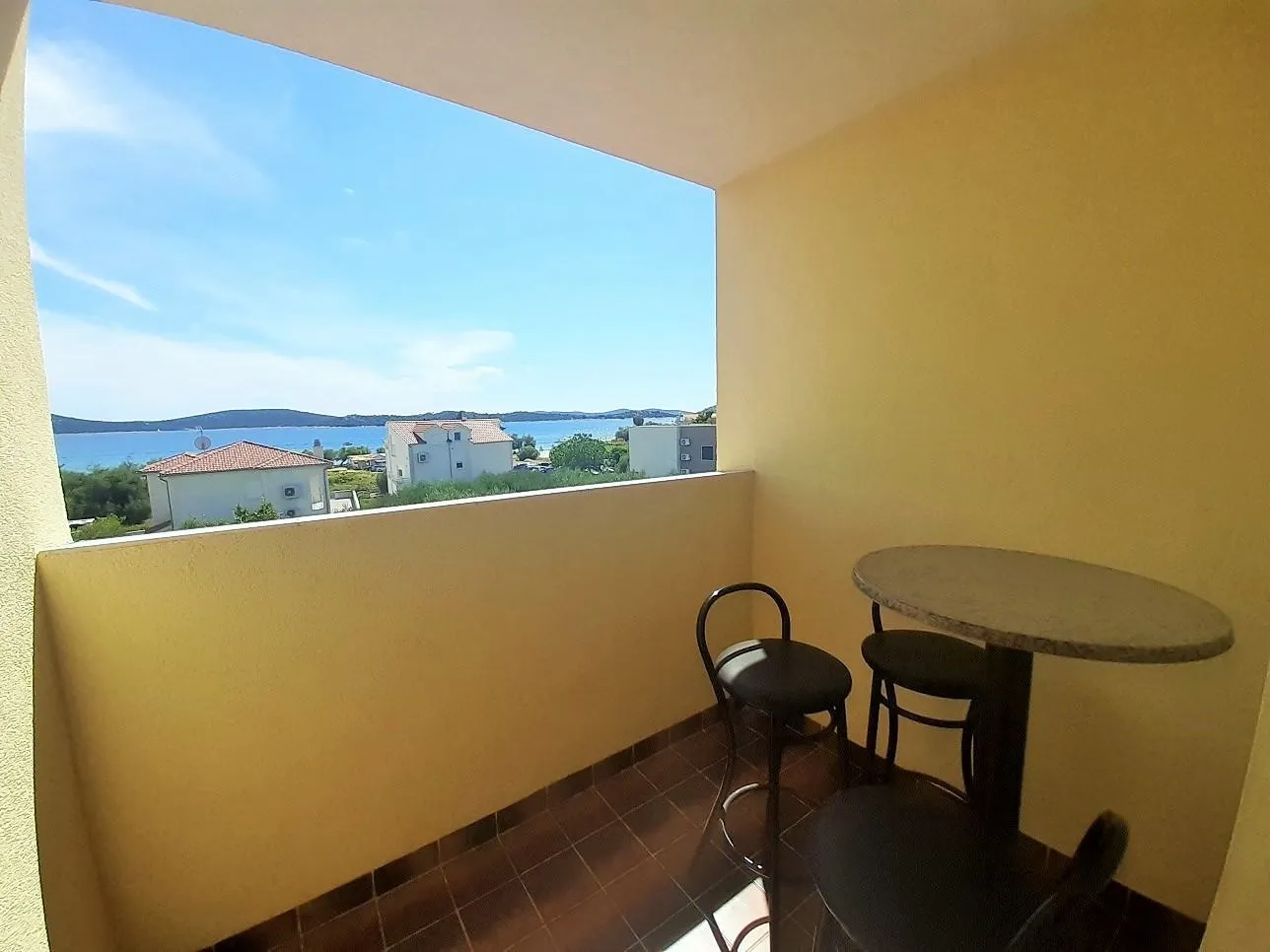 vodice- 140 m od mora i plaže, prodaja kuće 300m2 sa pogledom na more! - slika 21