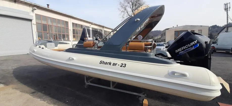 shark 23 novo model 2026 akcija - slika 19