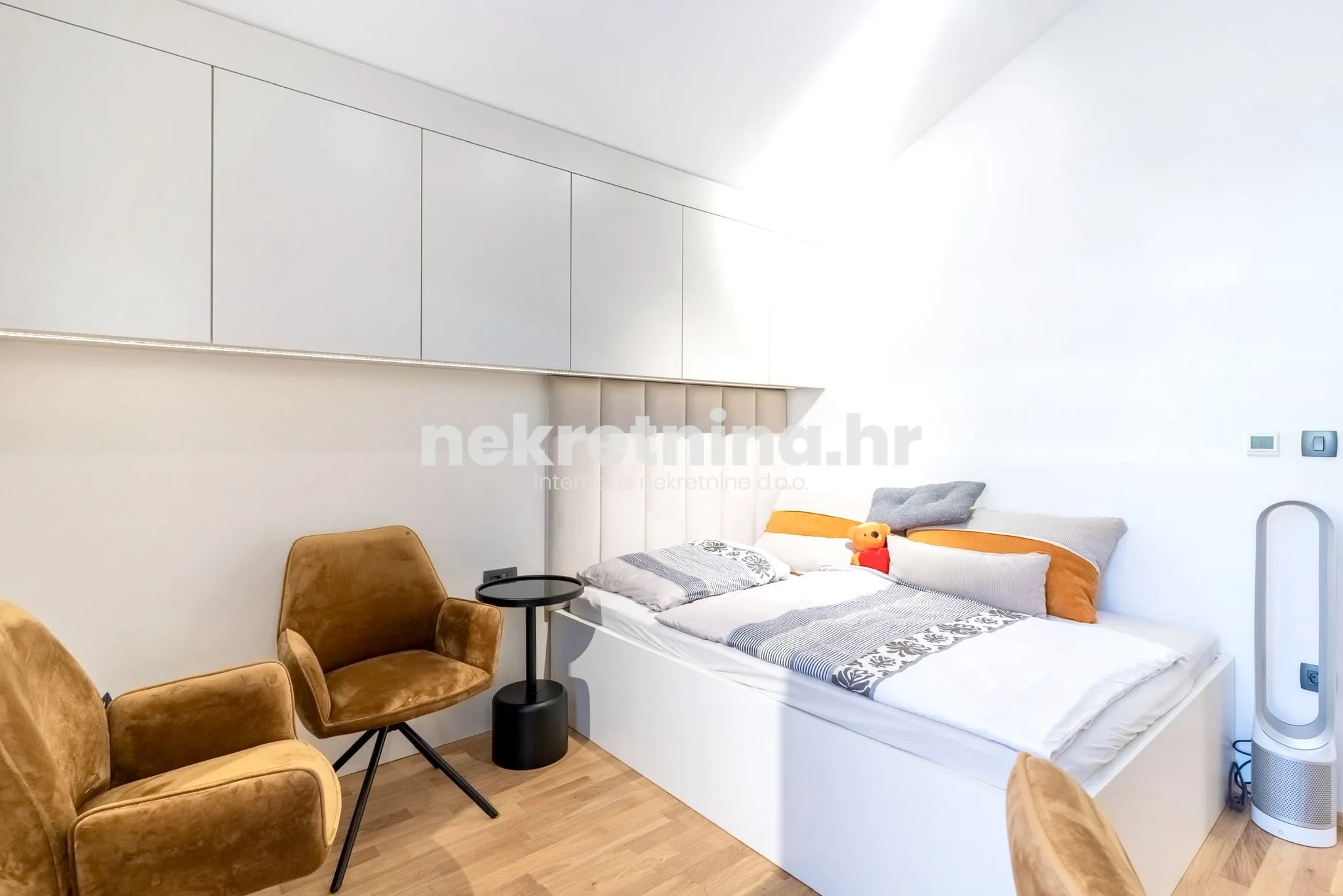 prodaja- trosobni stan: prvi red d mora cres, 106.7m2 - slika 16