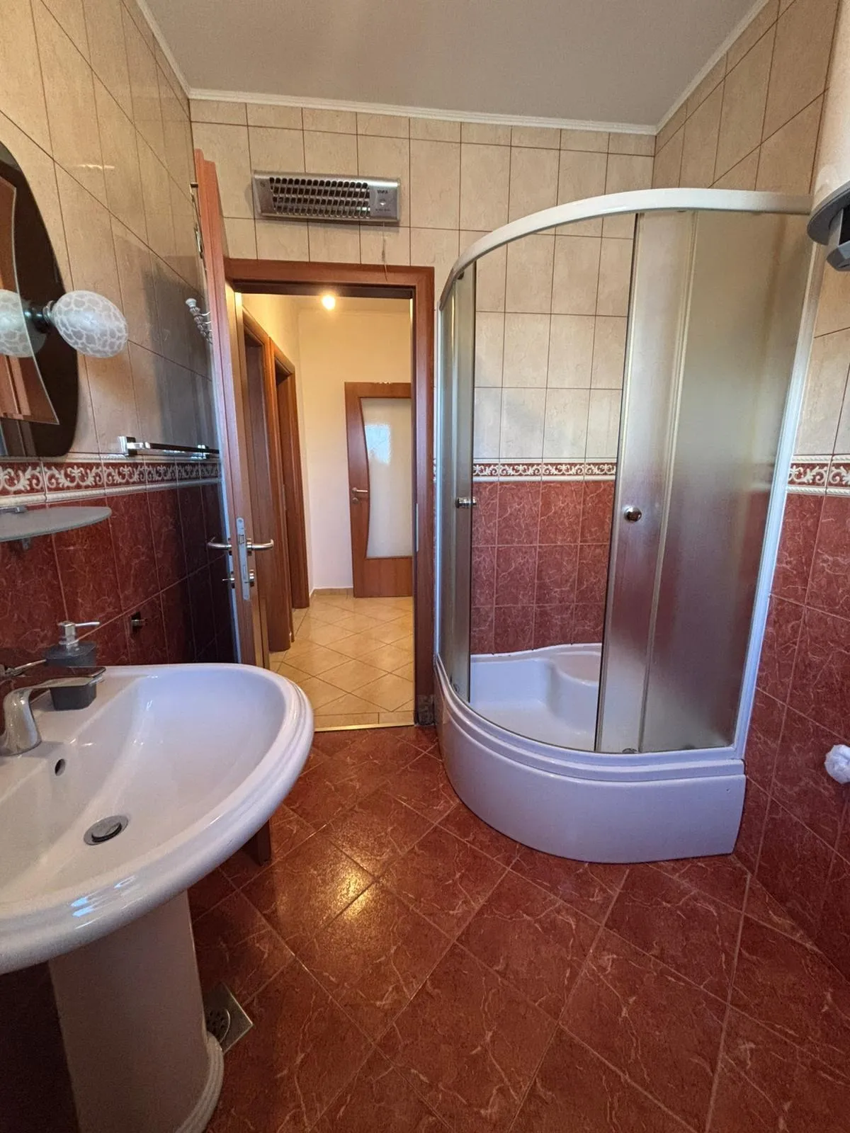 dugoročni najam! trosoban stan: kaštel lukšić, 83.00 m2 - slika 11
