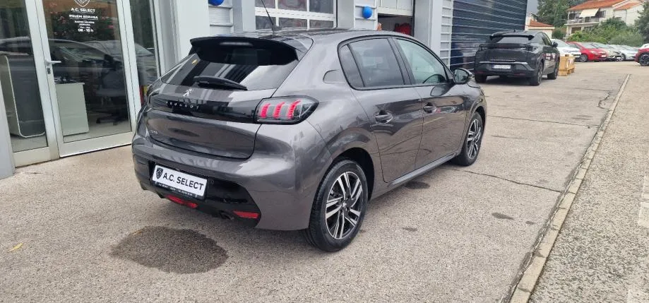 peugeot 208 1,5 hdi - allure - 2021 - 140.000km - reg 1 god !!! - slika 4
