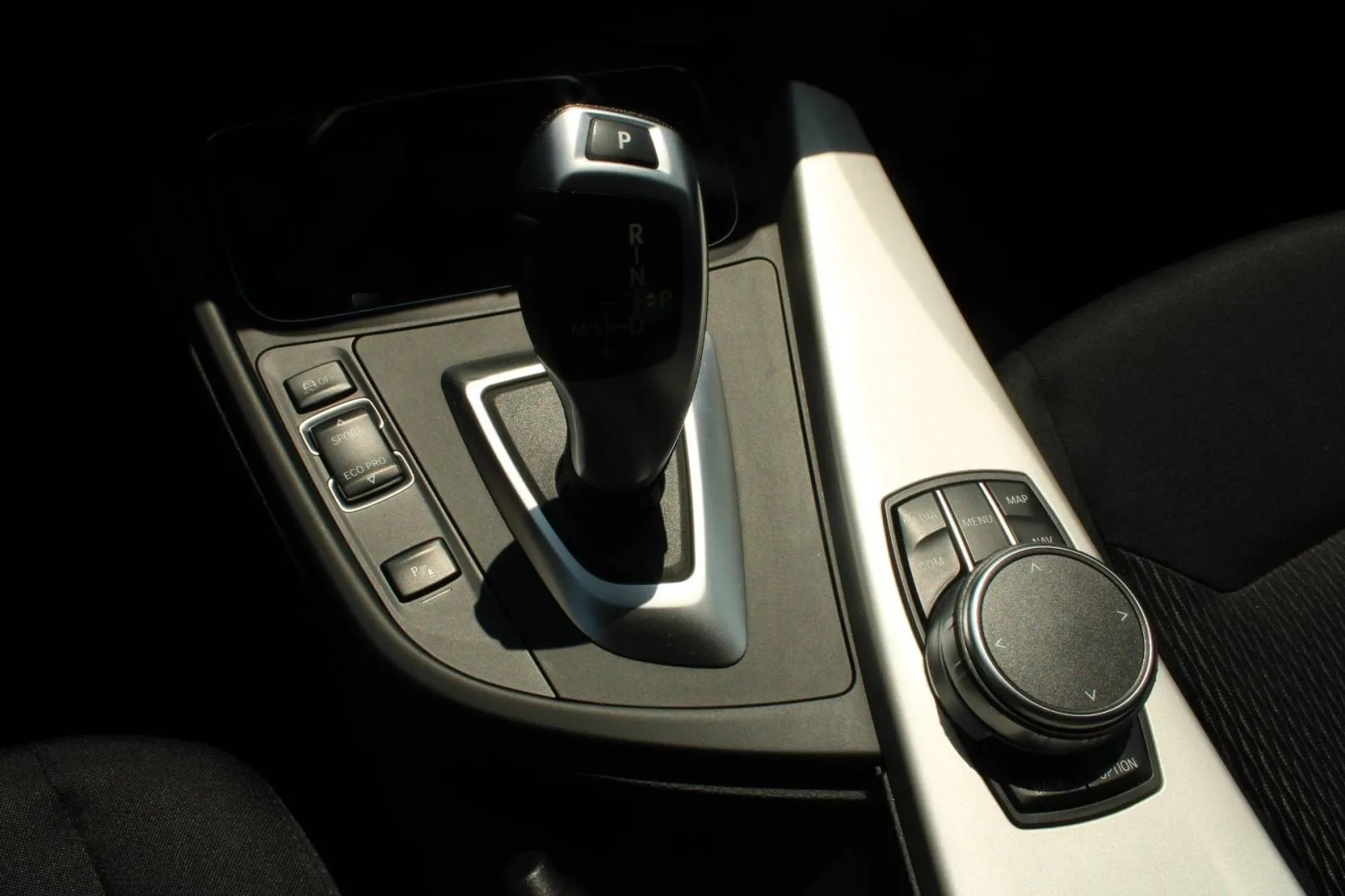 bmw serija 3 gran tourismo 320d xdrive automatik *led, navigacija, kam - slika 13