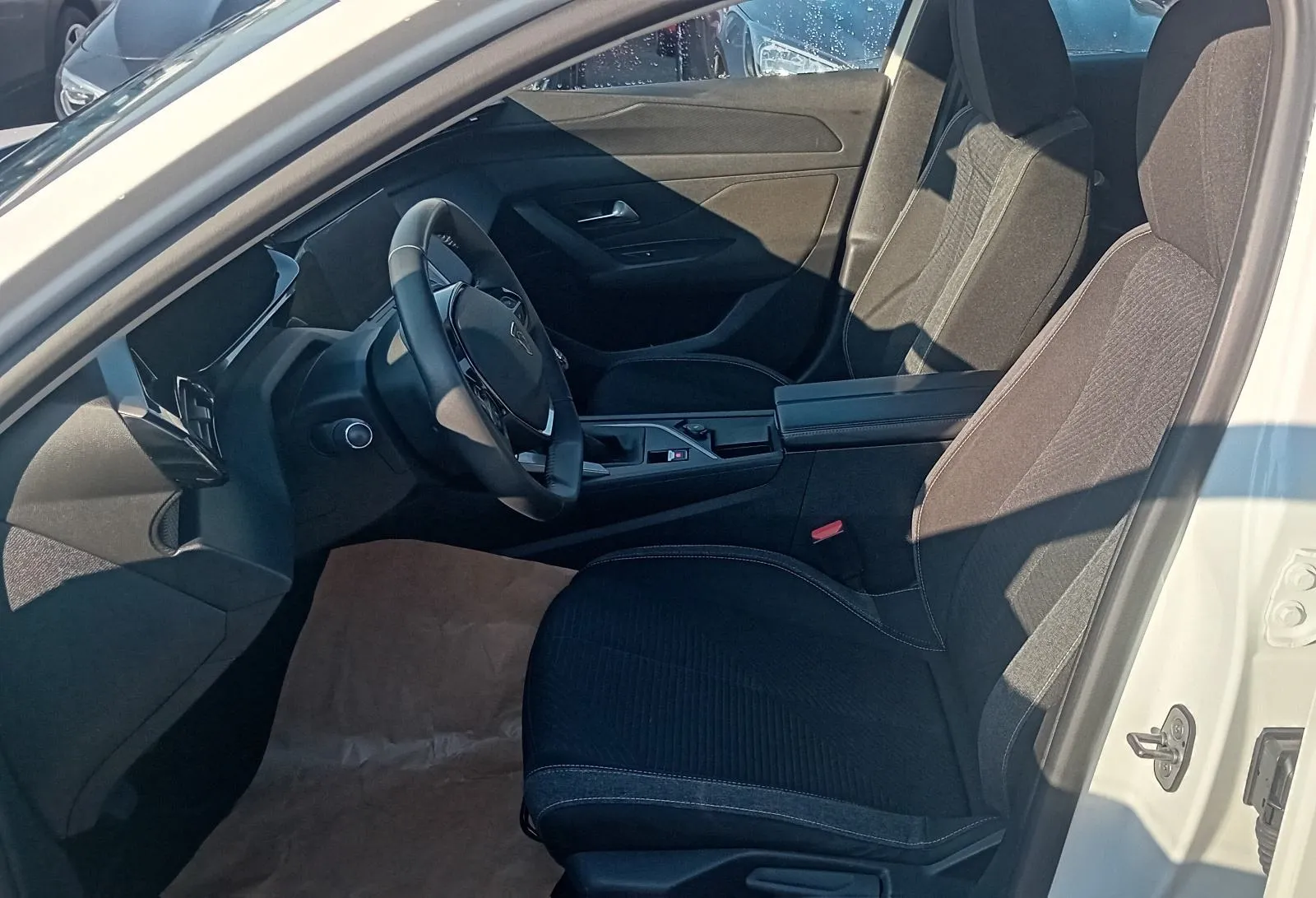 peugeot 308 1,5 bluehdi,do 2 godine jamstva,u sustavu pdv-a. - slika 9