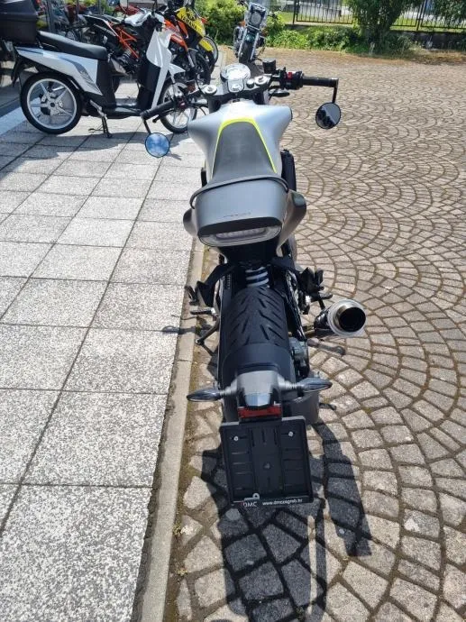 husqvarna vitpilen 701 abs tcs, shark, s garancijom, 2019 god. - slika 6