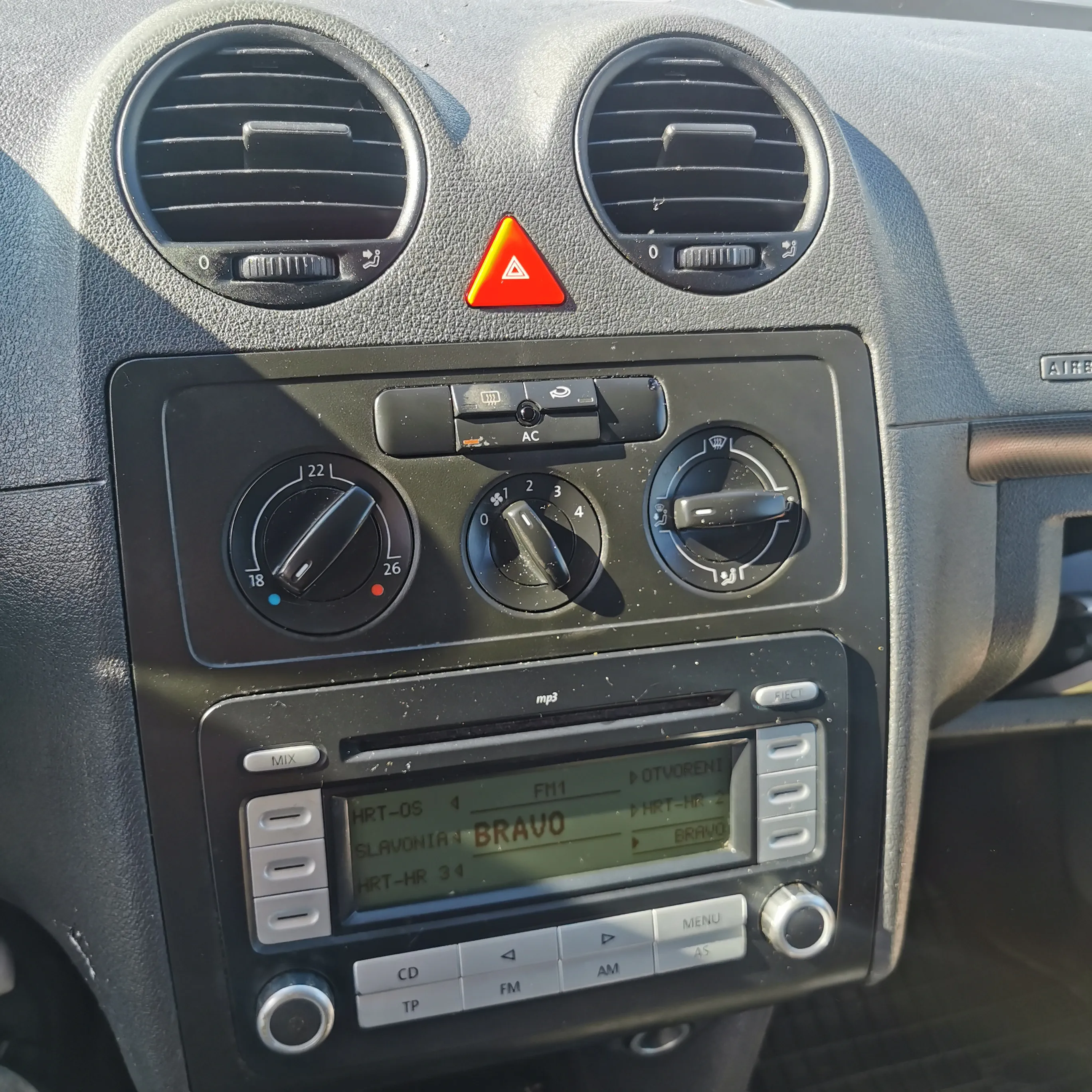 vw caddy maxi 1.9 tdi klima, kuka, tempomat, – reg. do 04/2027 6650 € - slika 8
