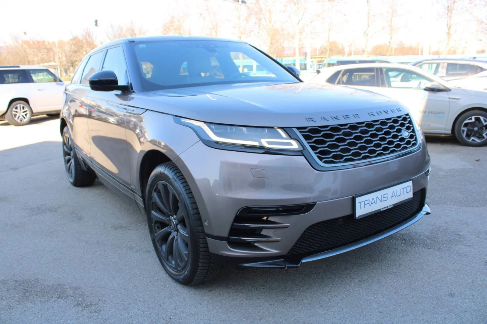 land rover range rover velar 2.0d automatik *led, navigacija, kamera* - slika 3