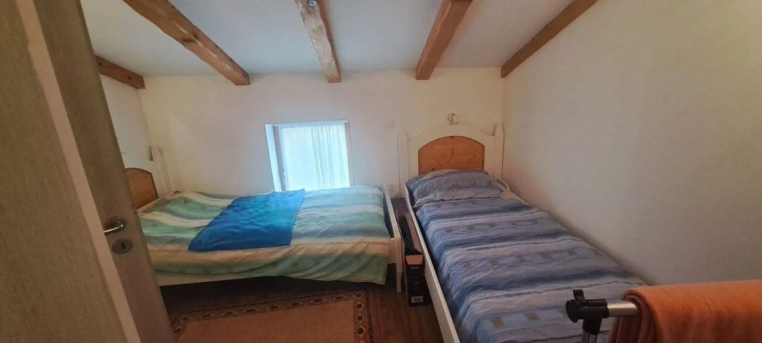 motovun-renovirana kamena kuća sa bazenom i apartmanom prodaje se - slika 11
