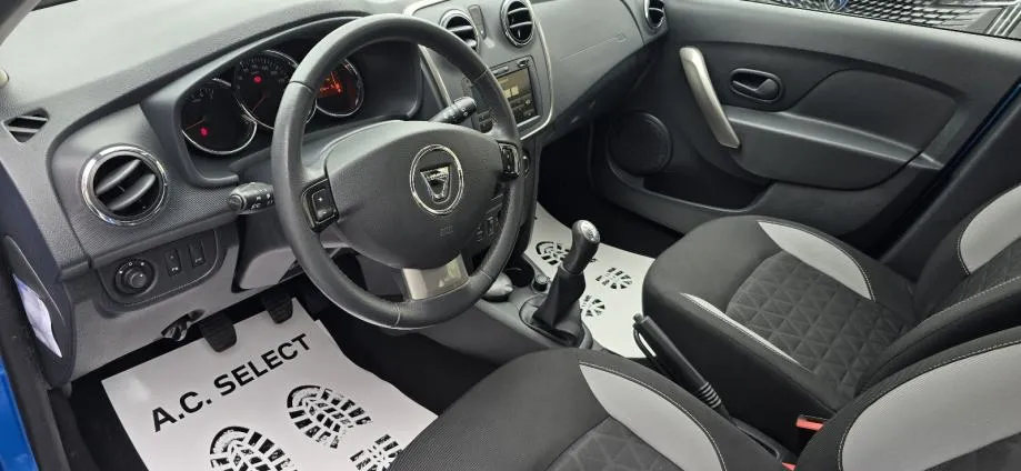 dacia sandero tce - 110.000km - navi - klima - reg 1 god !!! - slika 7