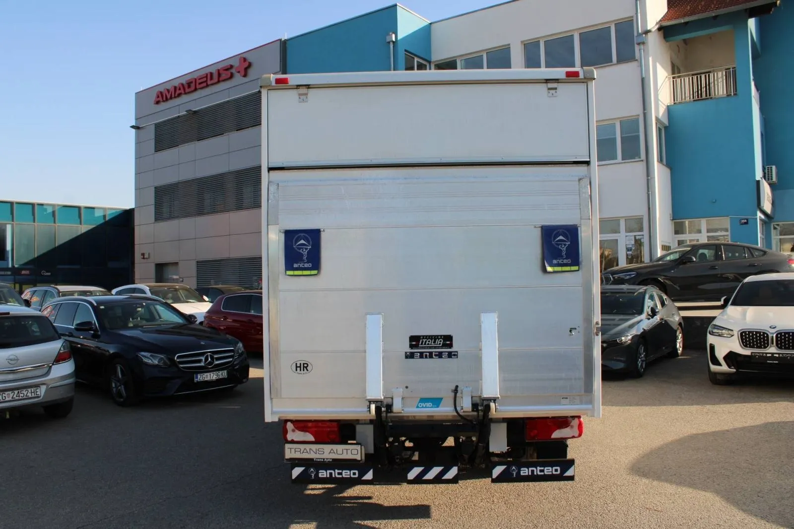 mercedes-benz sprinter 315 cdi kutija + rampa, 2024 god. - slika 6