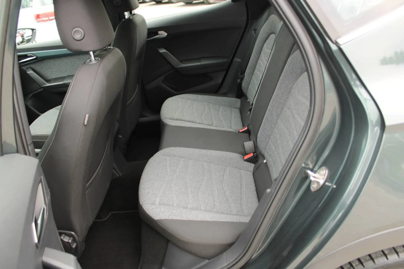 seat arona 1.0 tsi dsg *led, navigacija, kamera* - slika 12