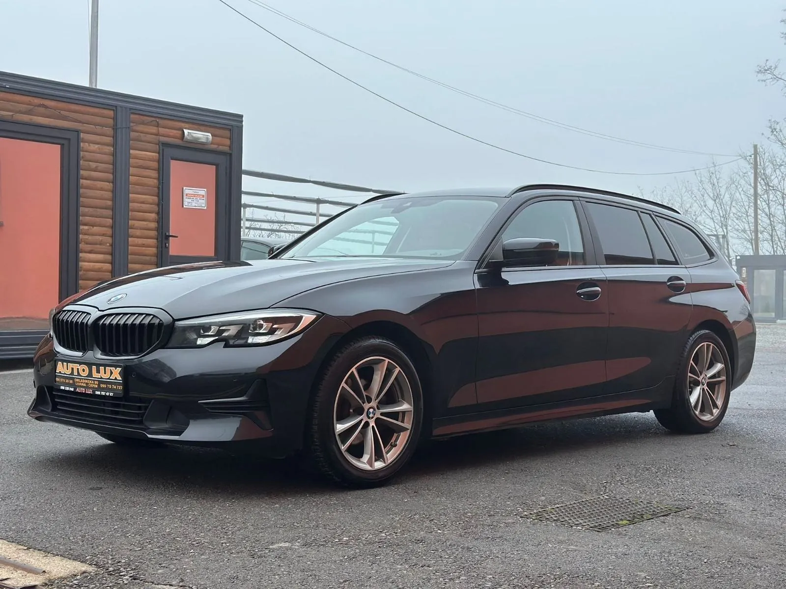 bmw serija 3 touring 318d automatik•2021.g.•tempomat•navi• - slika 3