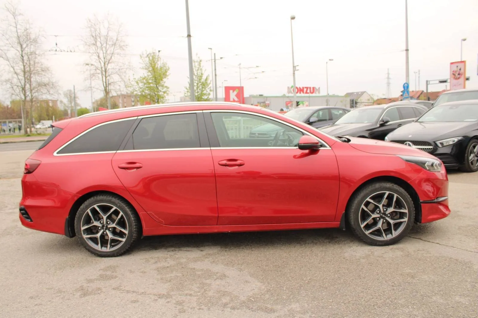 kia ceed sportswagon 1.5 t-gdi *led, navigacija, kamera* - slika 4