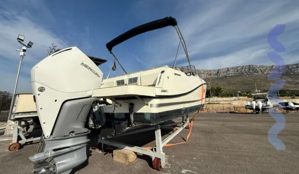 quicksilver activ 755 sundeck - u odličnom stanju, pažljivo održavan - slika 4