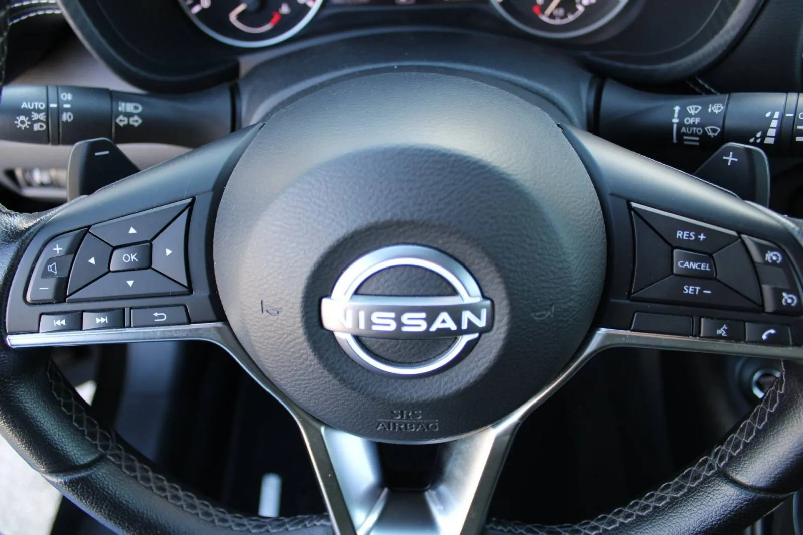 nissan juke 1.0 dig-t automatik n-connecta *kamera* - slika 17