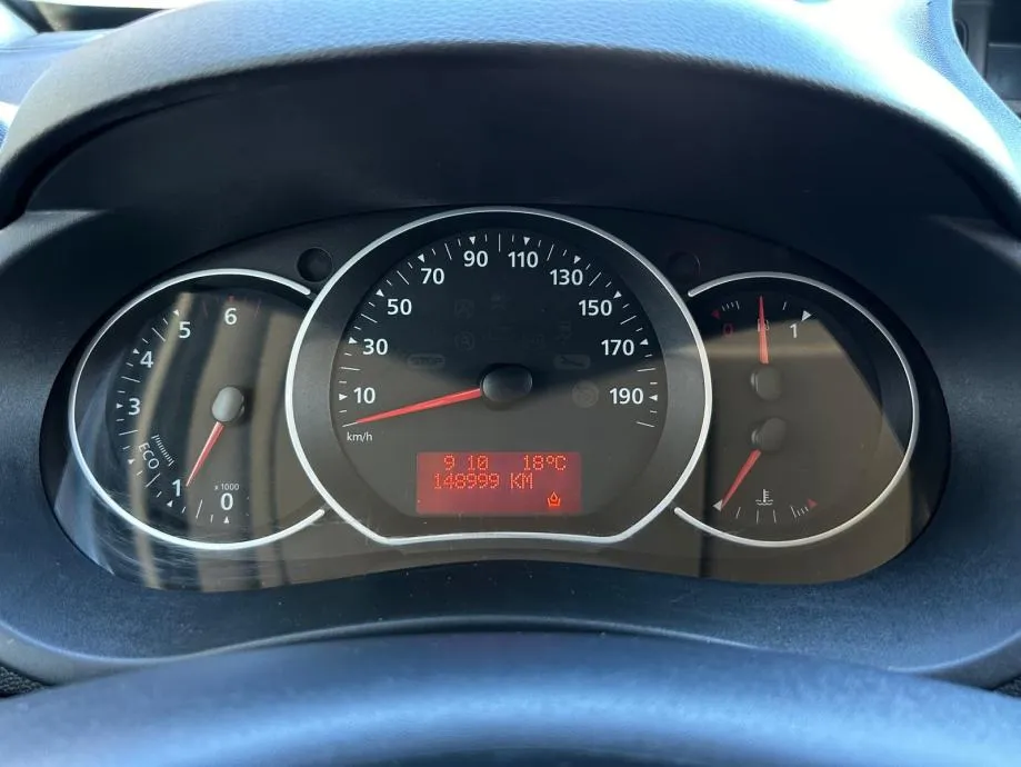 renault kangoo maxi 1.5 dci -140000km - model 2022 - slika 20