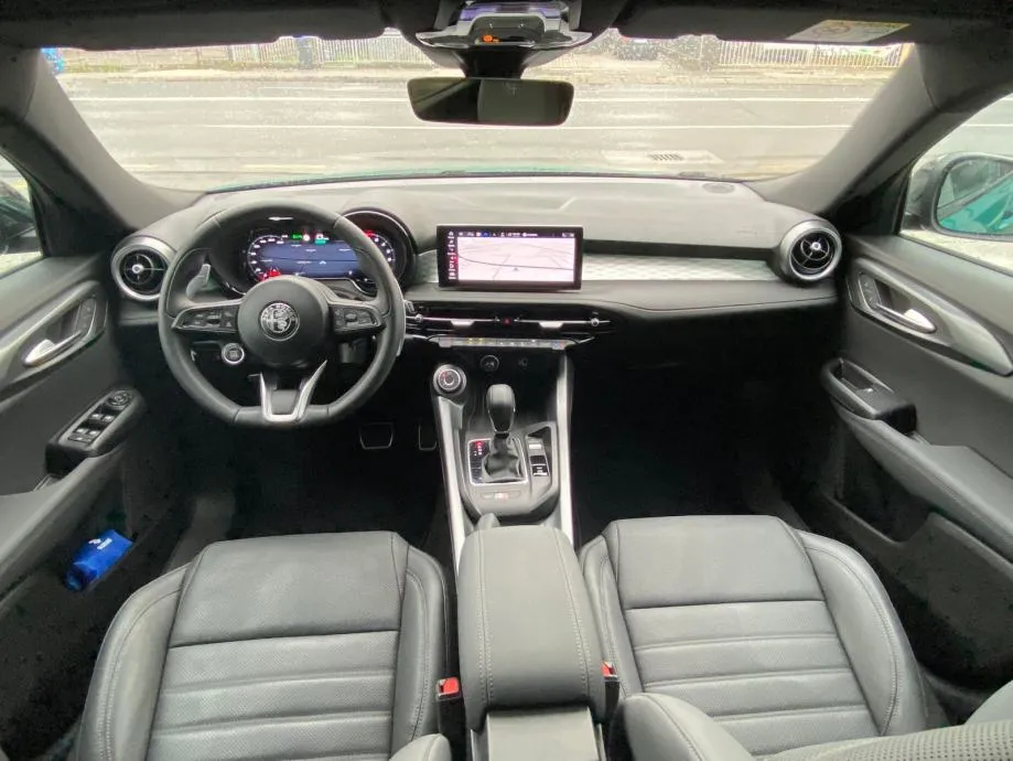 alfa romeo tonale 1.5 mhev automatik edizione speciale - slika 9