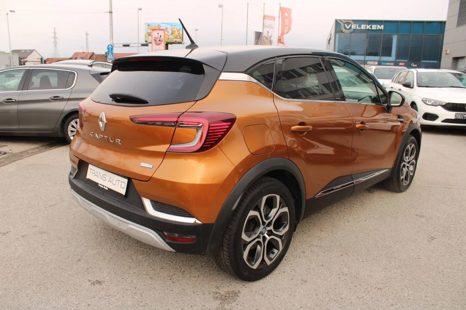 renault captur 1.6 e-tech intens automatik *led, navigacija* - slika 5
