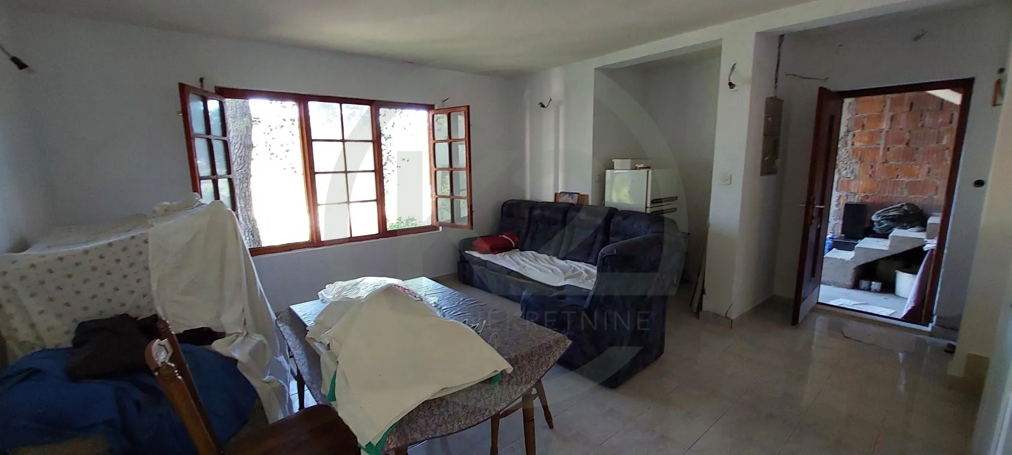 šolta, stomorska apartman u kući 60 m2 +240 m2 roh bau prodaja ili zamjena - slika 9