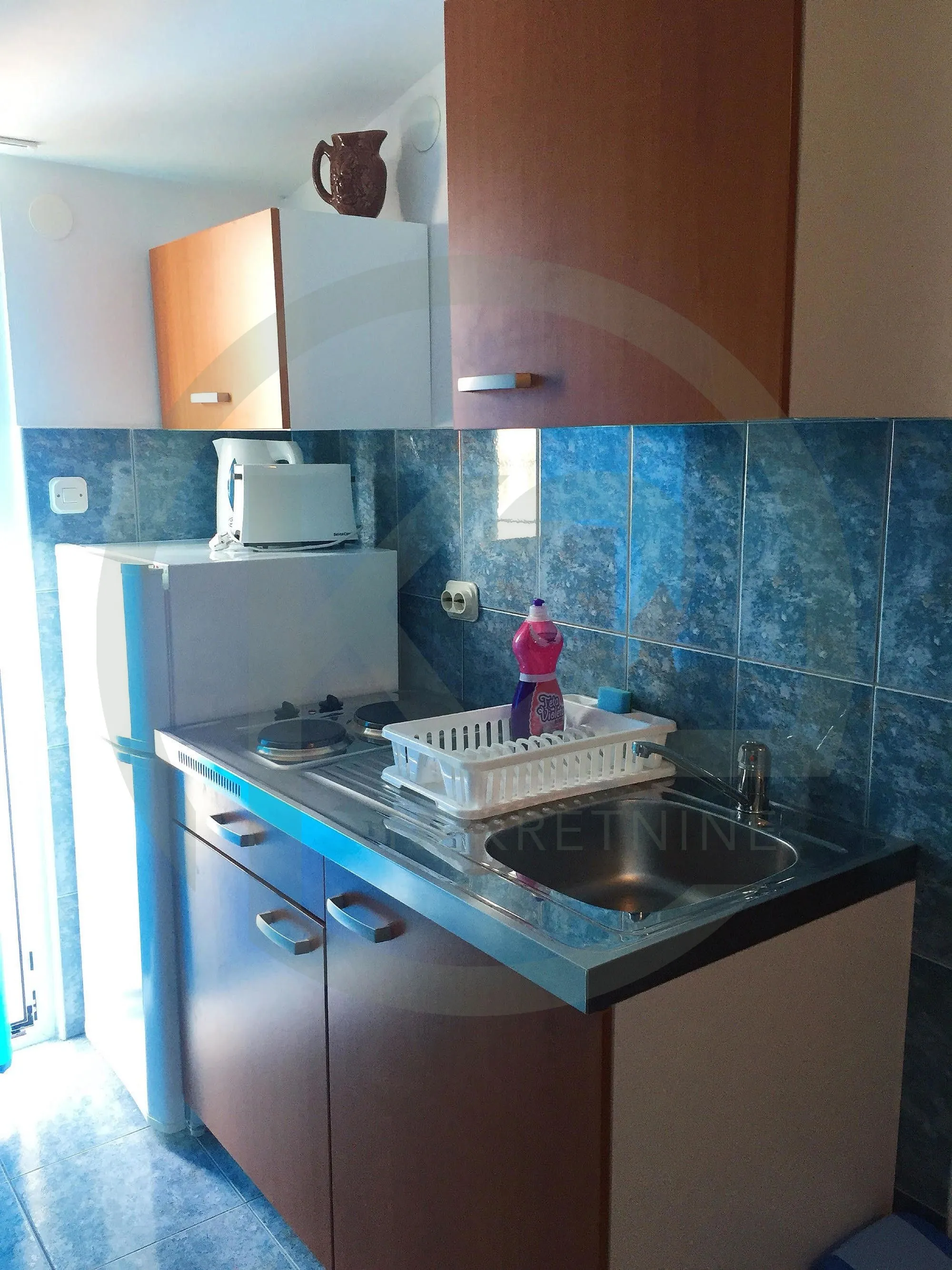 cesarica, karlobag 180 m2, 3 stamb. jedinice, okućnica, 200 m do mora! - slika 5