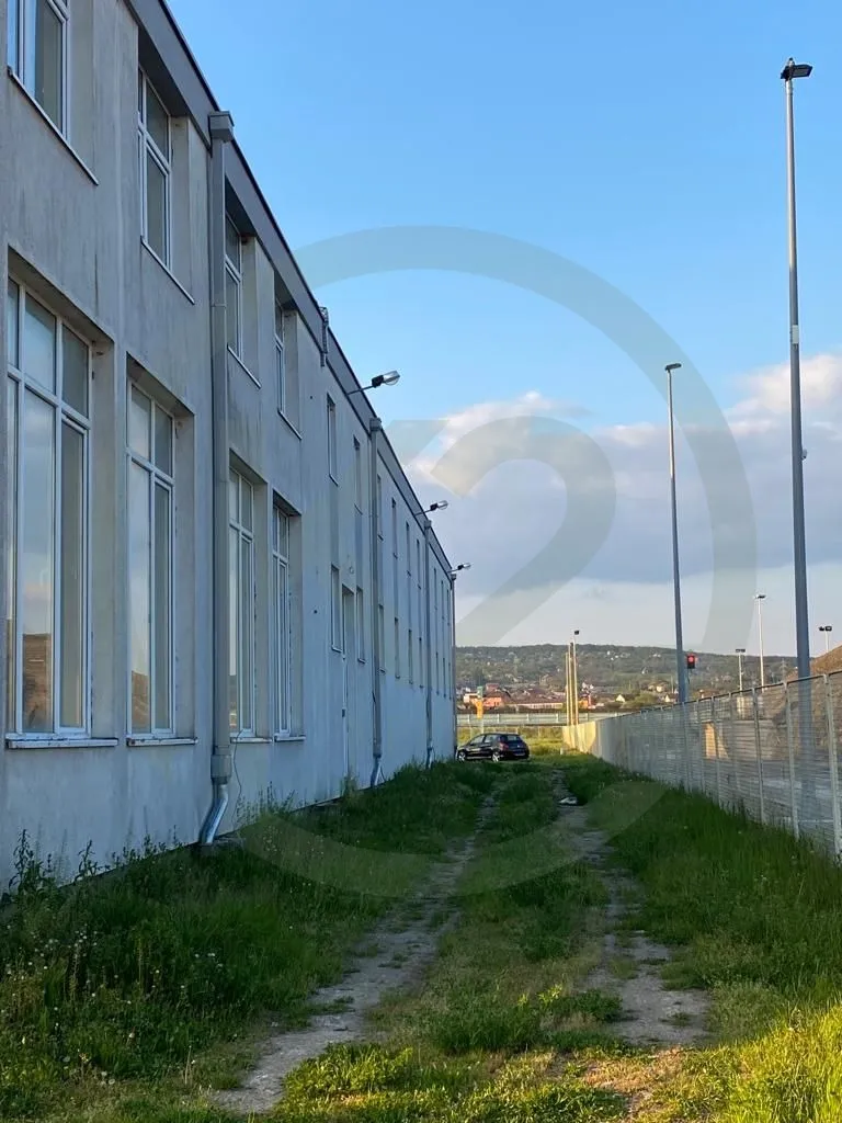 poslovna zona slavonski brod, hala 1.350 m2, pristup sa auto-ceste - slika 9