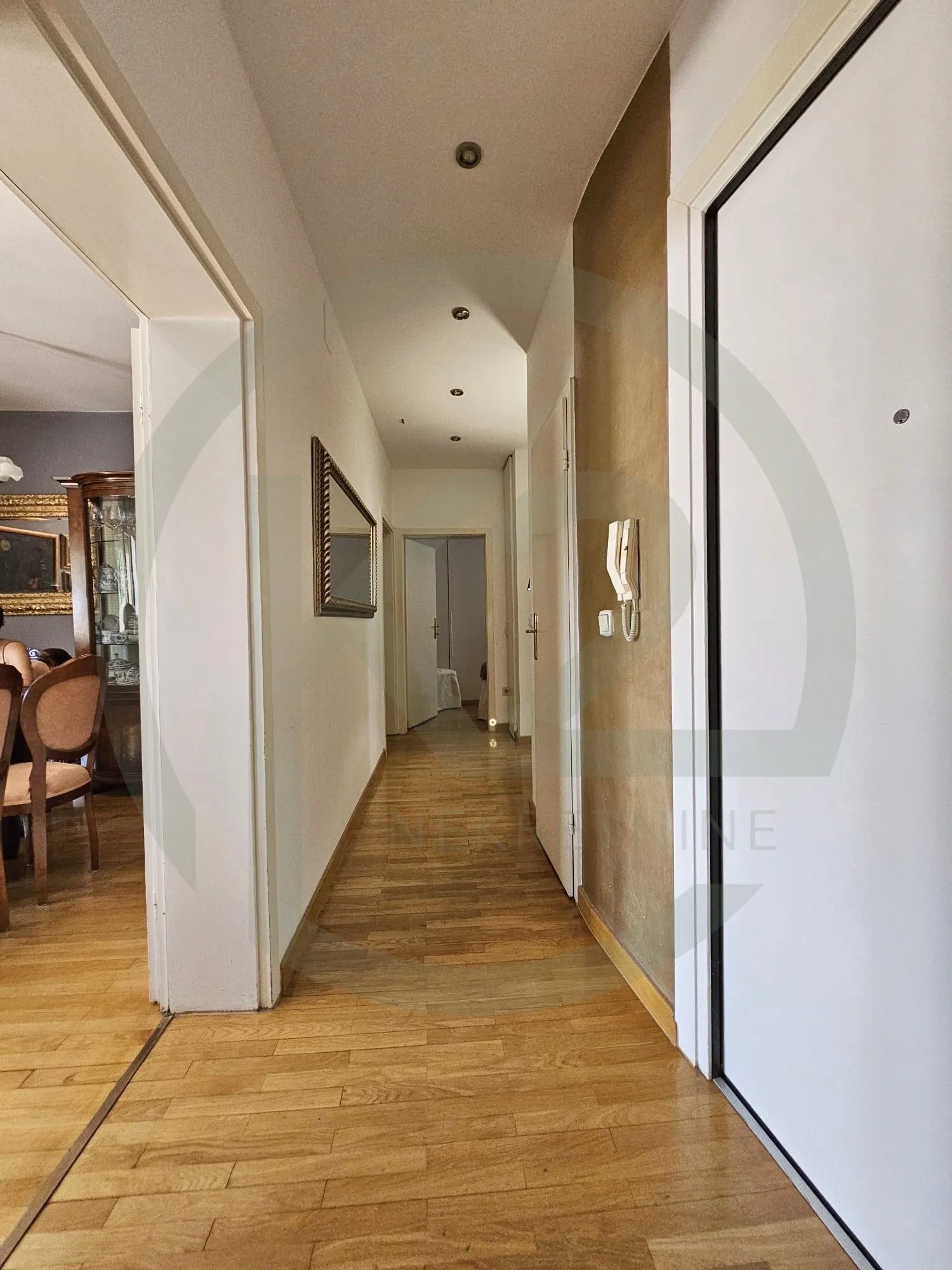 vrbik: kuća 300 m2 tri stana zamjena - slika 3